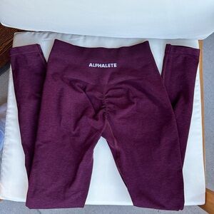 Alphalete Amplify Leggings in Dark Cherry Red